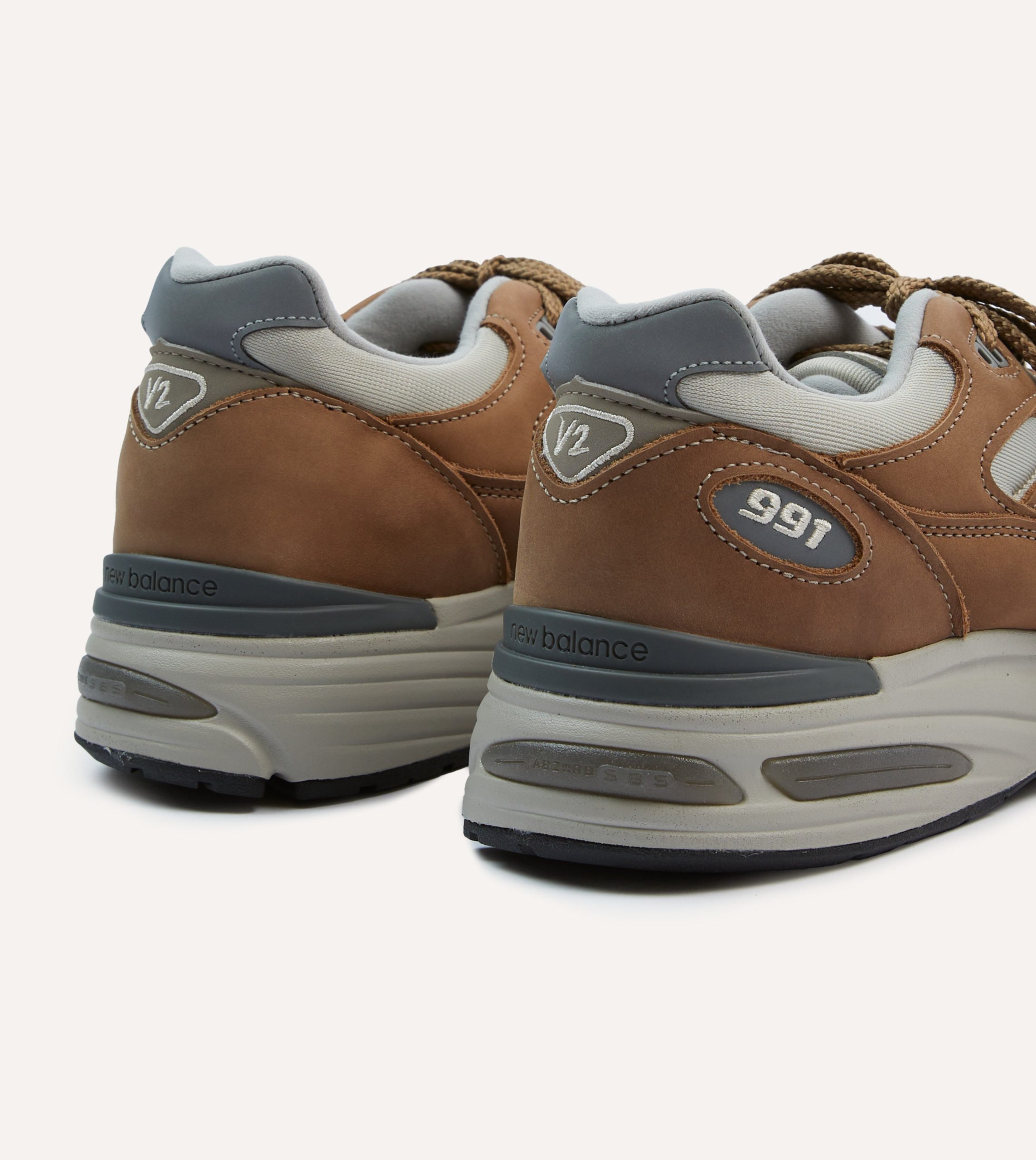 New Balance Coco Mocca Made in UK 991v2 Trainers - Image 5