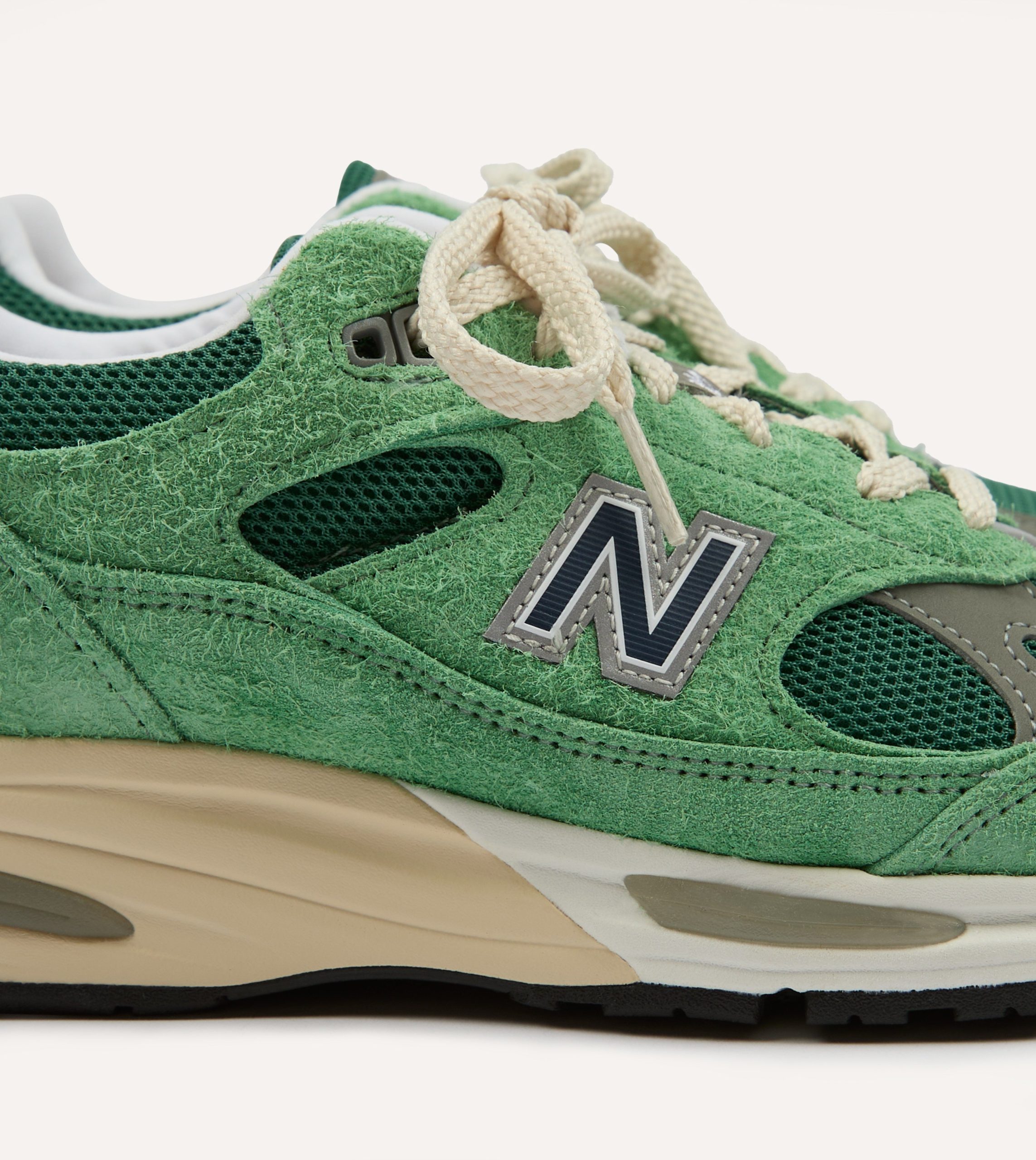 New Balance Green 'Grounded Pastels' Made in UK 991v2 Trainers - Image 3