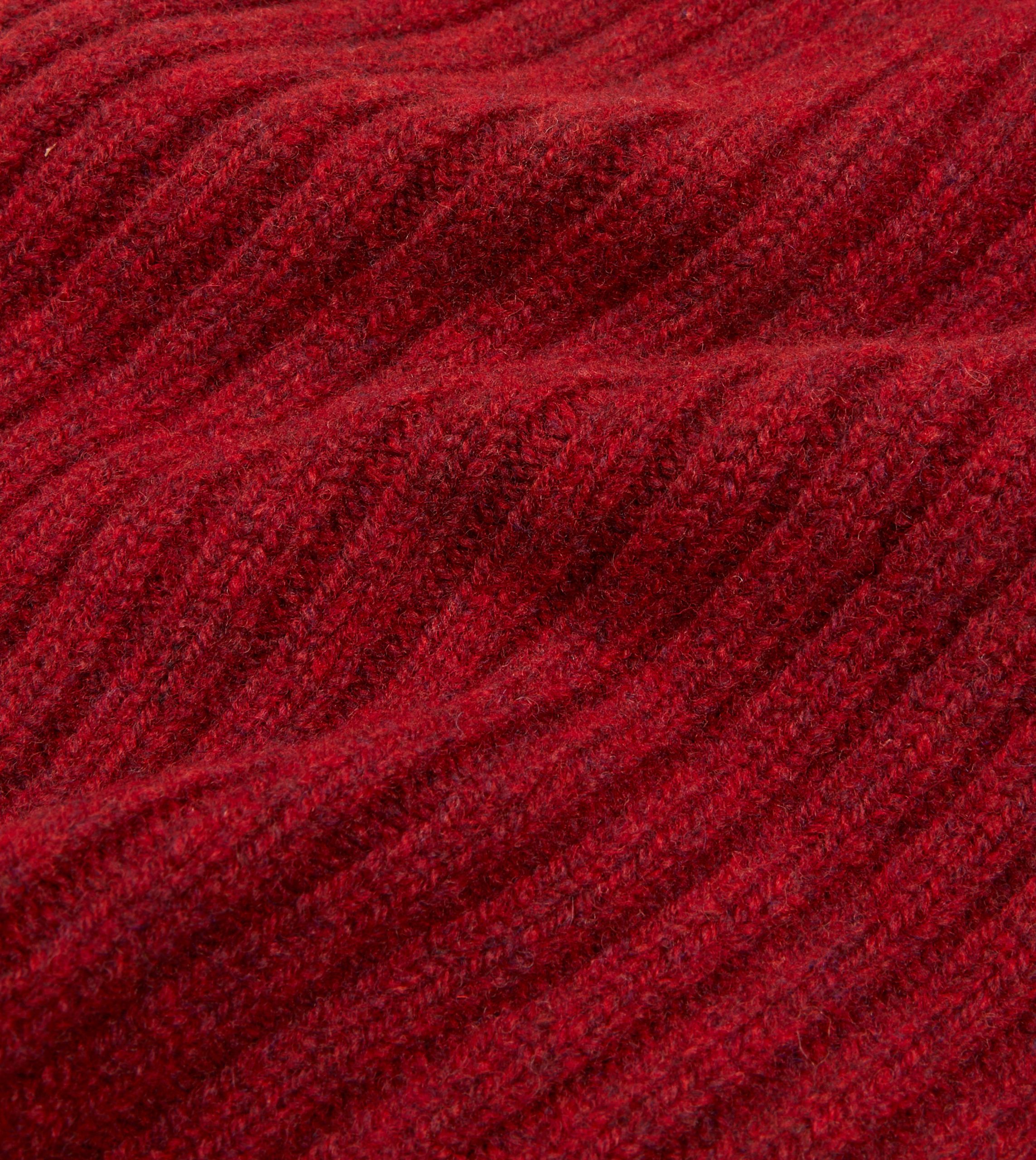 Red Lambswool Ribbed Knit Cap - Image 2
