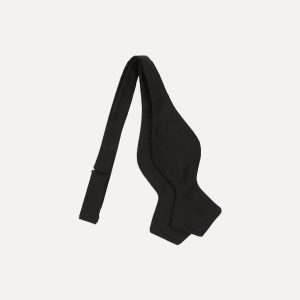 Black Self-Tie Silk Batwing Bow Tie