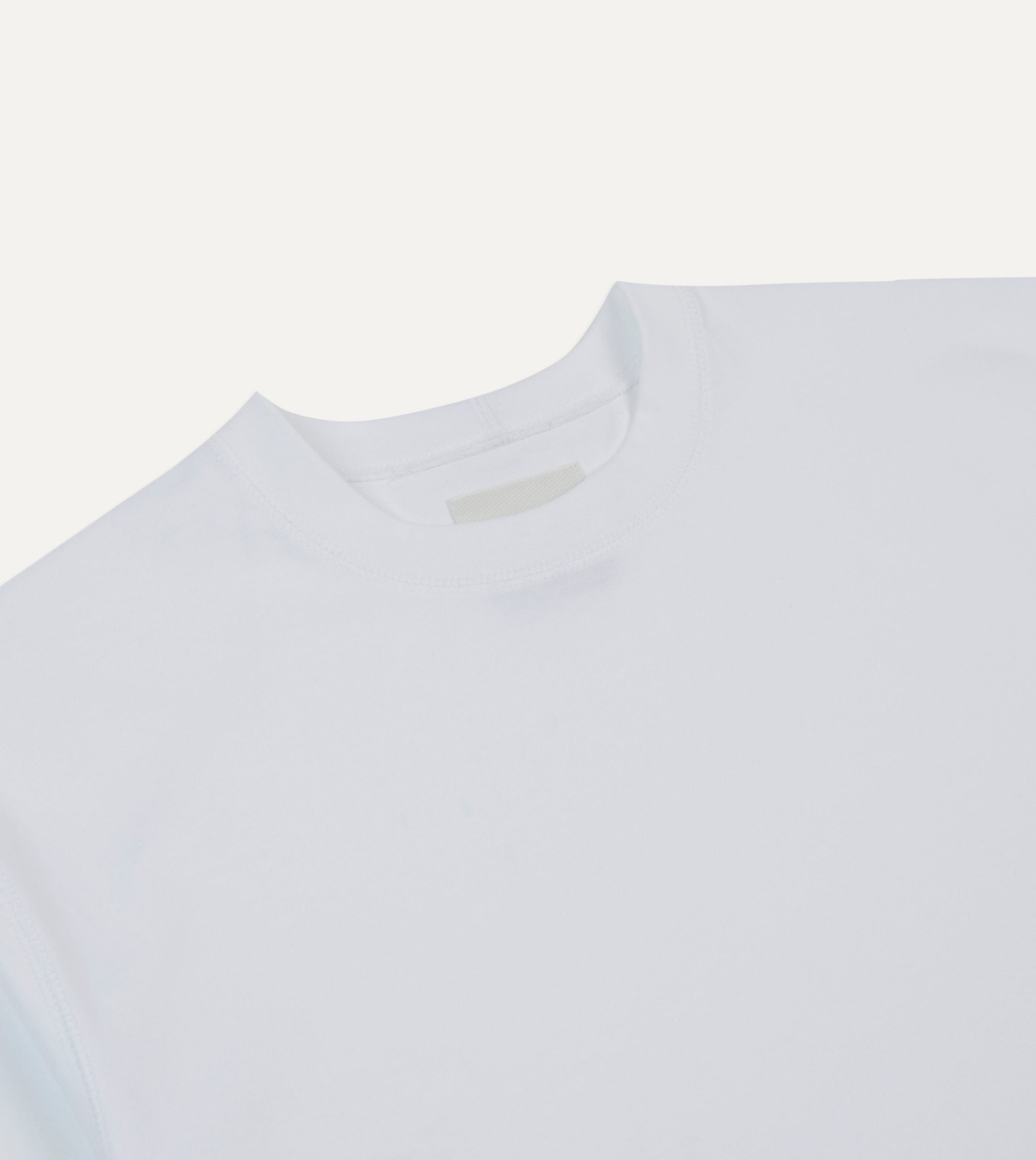 White Horseshoe Embroidered Crew Neck Hiking T-Shirt - Image 4